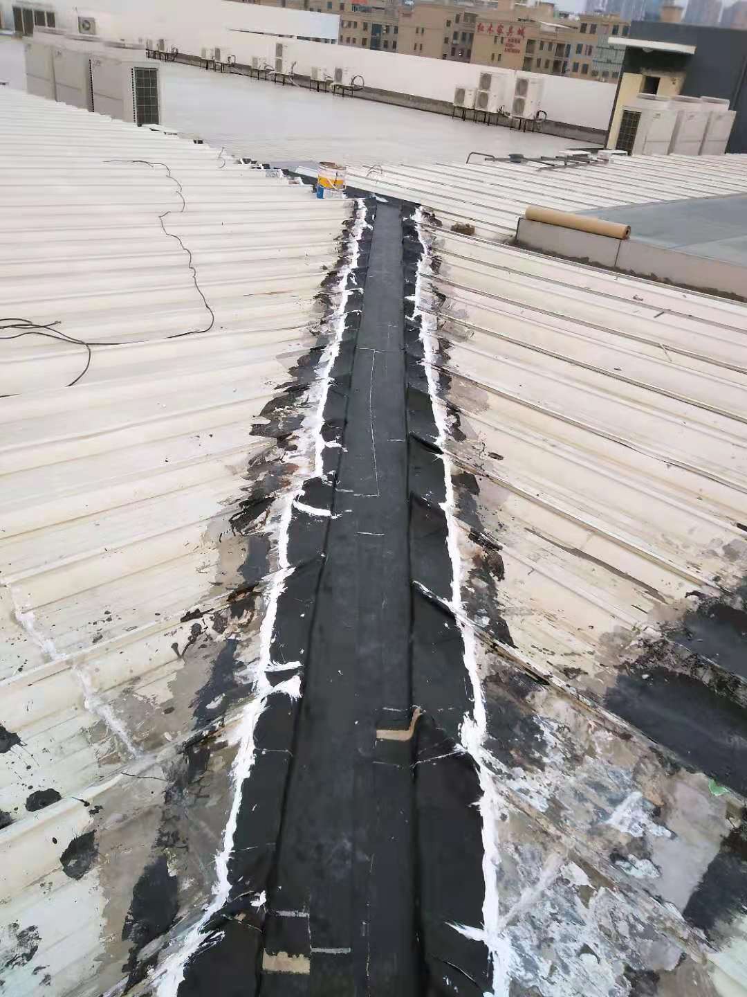 卫生间渗水怎么补救