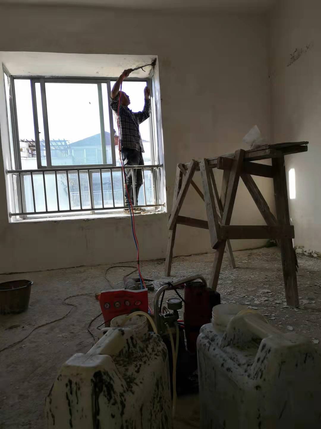 阳台漏水修补要多少钱